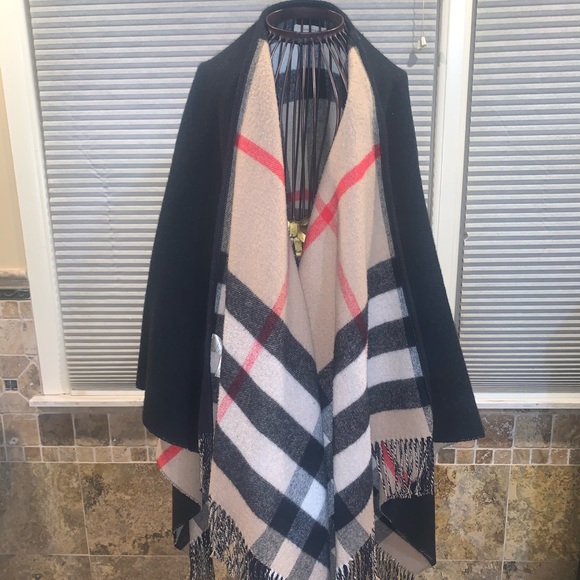 Burberry Accessories - Burberry Wool Reversible Fringed Ruana